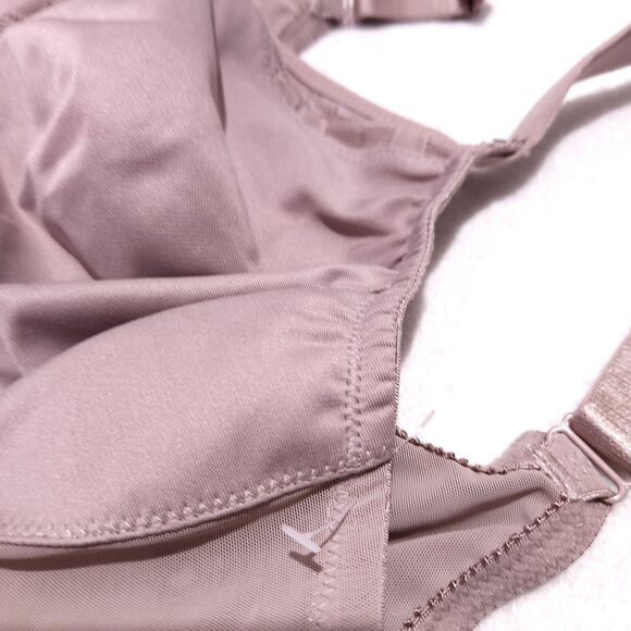 Glamorise Bra Size 42DD Light Purple Color Wireless Adjustable Straps - Picture 4 of 10